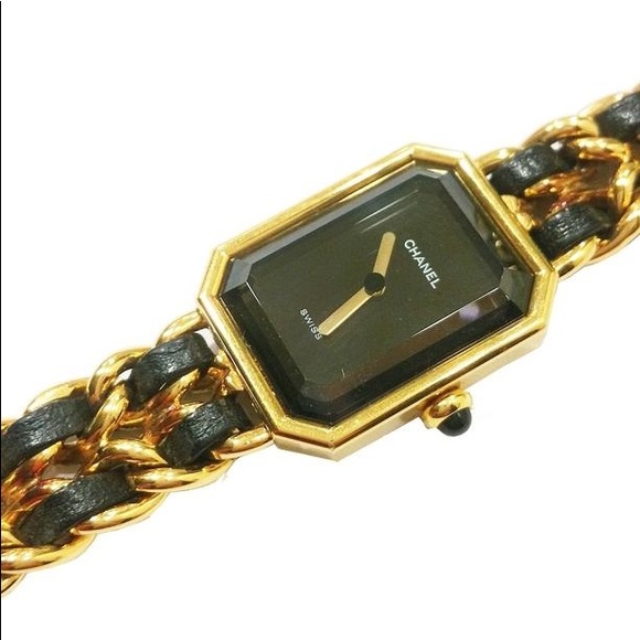 Vintage Chanel Watch 🕰 - Picture 8 of 11